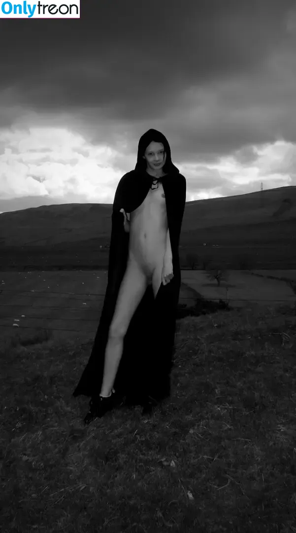 Kourtneym nude photo #0246 (kourtneymm / kourtneymmodel)