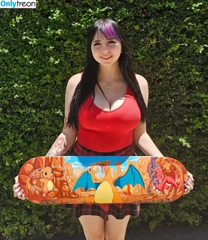 Kraftkiwi nude photo #0001