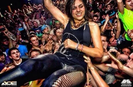 Krewella / Yasmine Yousaf & Jahan Yousaf / krewellajahan nude photo #0087