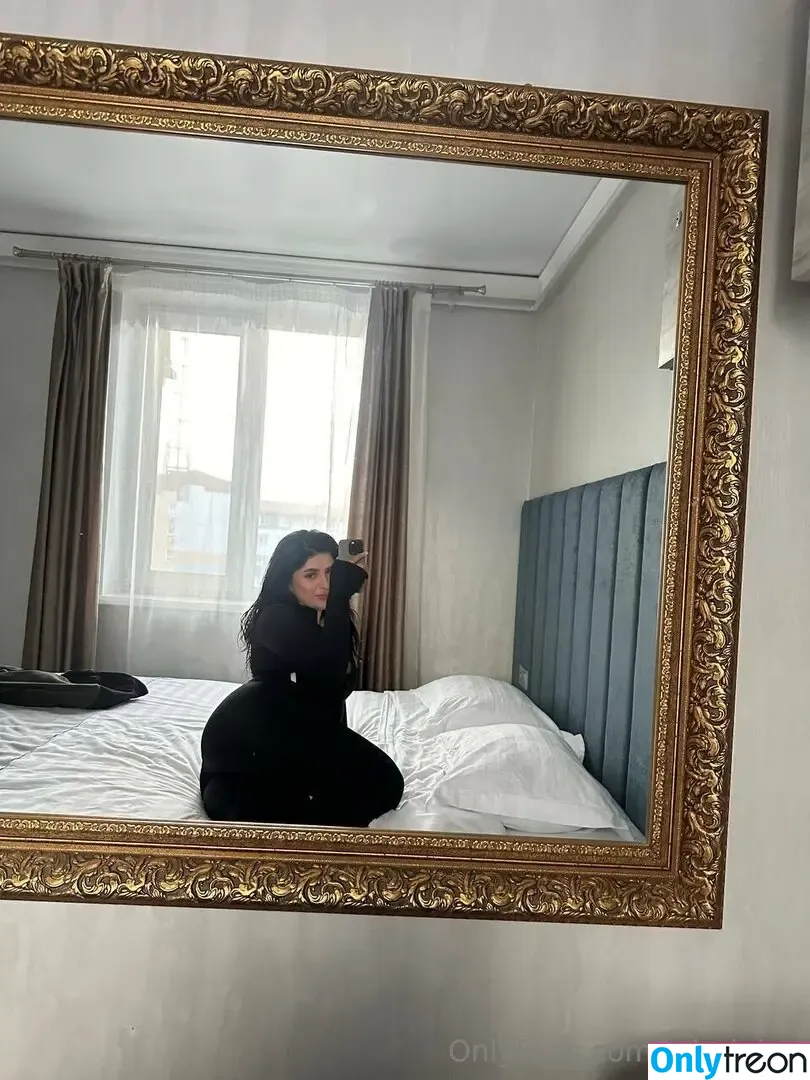 kris_juicy nude photo #0010 (kristijuicy)