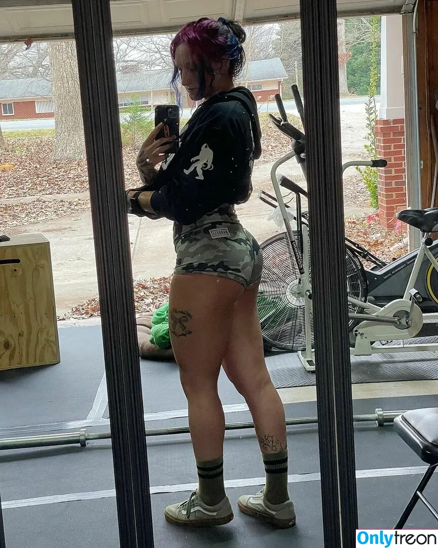 Kris Statlander nude photo #0004 (callmekrisstat)