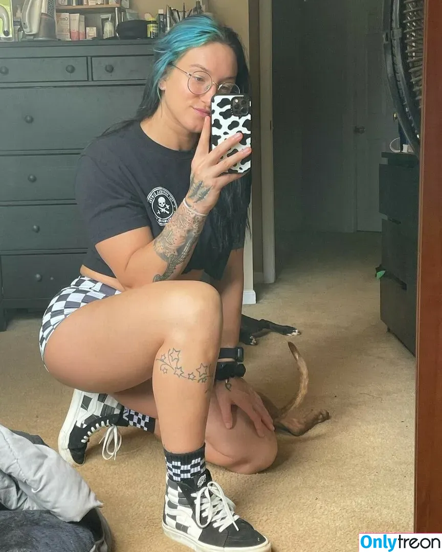 Kris Statlander nude photo #0040 (callmekrisstat)