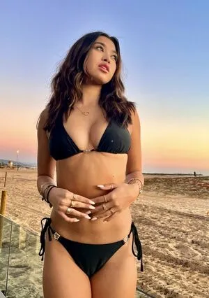 Krischelle Delgado / krischelled nude photo #0035