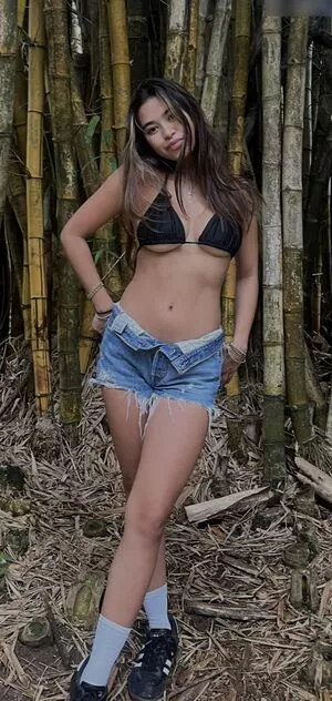 Krischelle Delgado / krischelled nude photo #0114