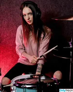 Kriss Drummer / Kristina Rybalchenko / kriss_drummer nude photo #0034