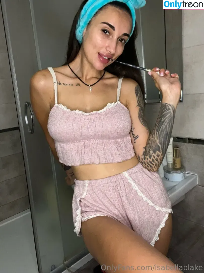 krisskiss69 nude photo #0036 (krisskiss.official)