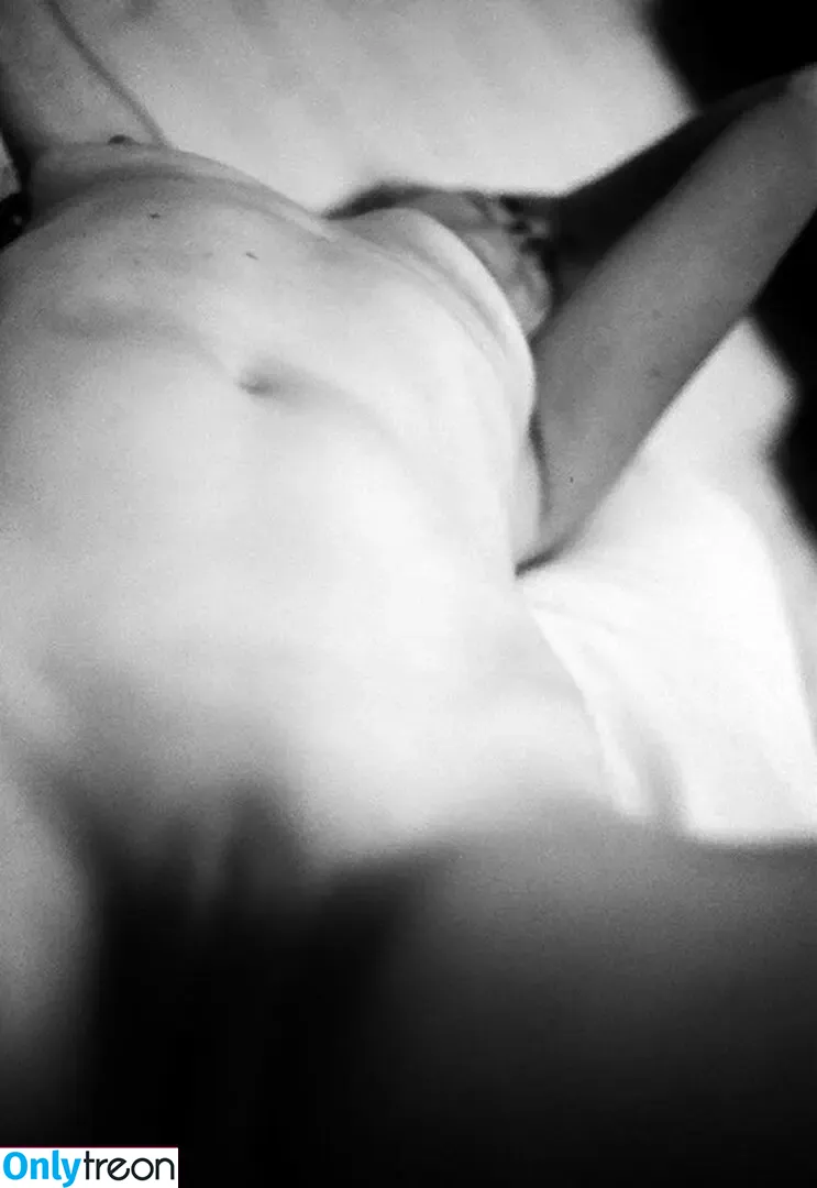 Kristanna Loken nude photo #0096 (LokenKristanna / ksloken)