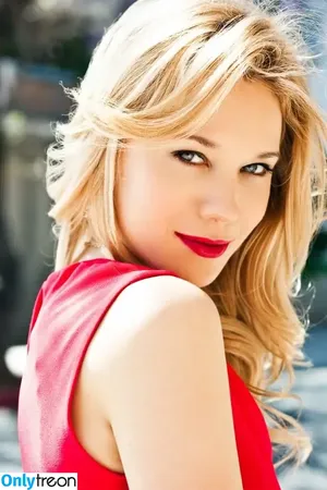 Kristen Hager / kristenhager nude photo #0010