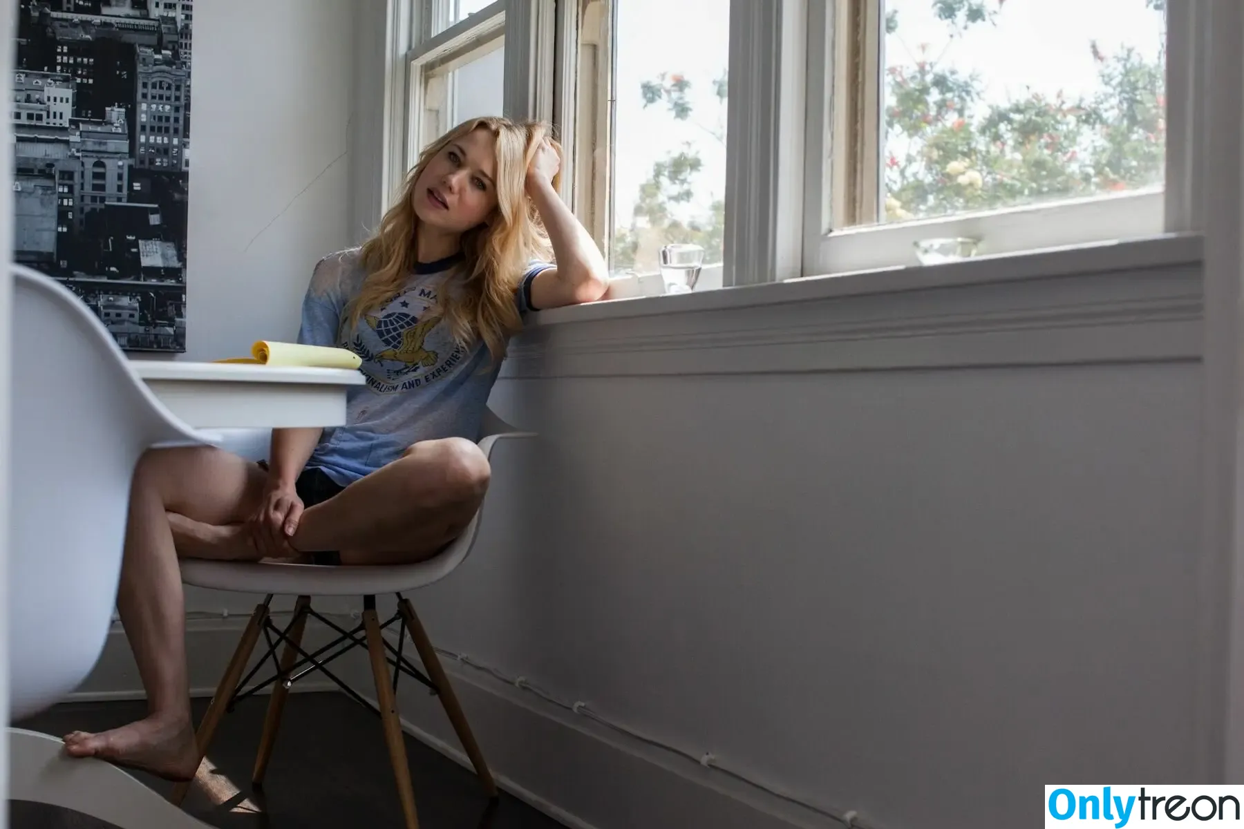 Kristen Hager nude photo #0022 (kristenhager)
