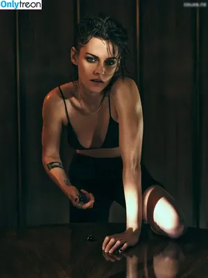Kristen Stewart / kristenstewart / kristenstewartx nude photo #1743