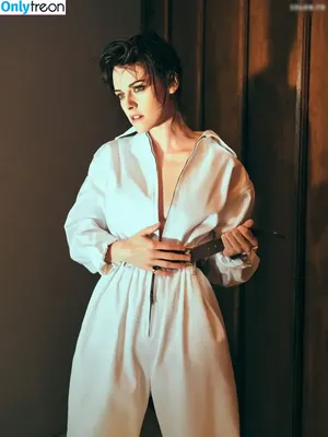 Kristen Stewart / kristenstewart / kristenstewartx nude photo #1748