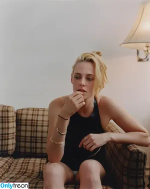 Kristen Stewart / kristenstewart / kristenstewartx nude photo #1769