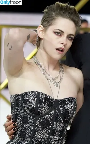 Kristen Stewart / kristenstewart / kristenstewartx nude photo #1786