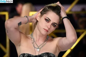 Kristen Stewart / kristenstewart / kristenstewartx nude photo #1796