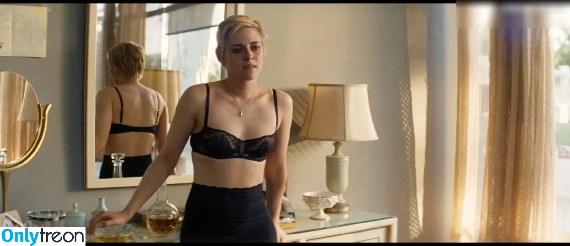 Kristen Stewart nude photo #1857 (kristenstewart / kristenstewartx)
