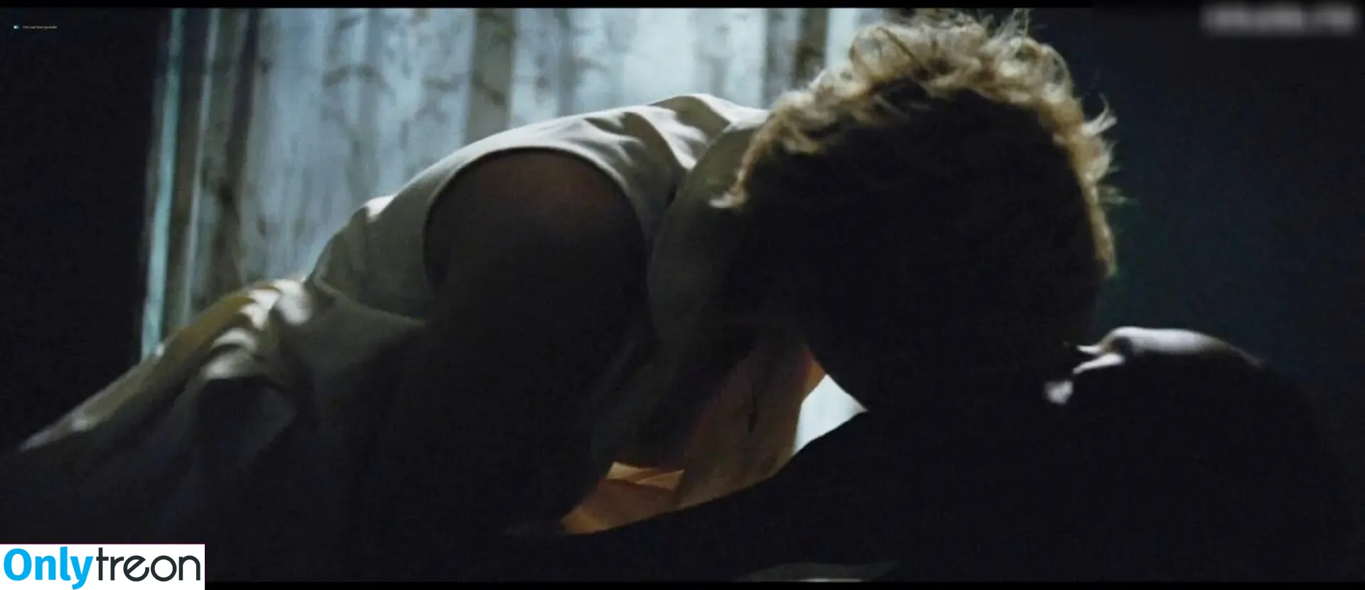 Kristen Stewart nude photo #1865 (kristenstewart / kristenstewartx)
