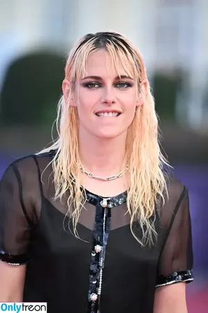 Kristen Stewart / kristenstewart / kristenstewartx nude photo #2120