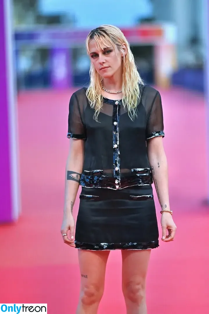 Kristen Stewart голая photo #2118 (kristenstewart / kristenstewartx)