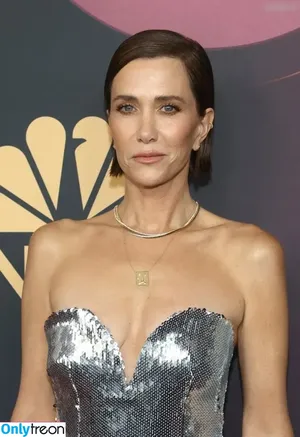 Kristen Wiig / kriztenwiig nude photo #0078
