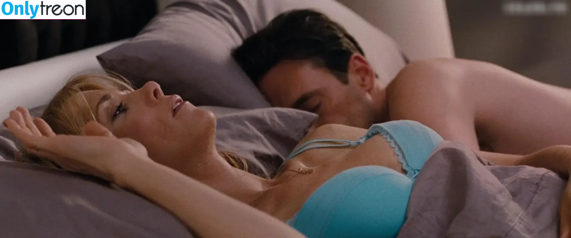 Kristen Wiig nude photo #0097 (kriztenwiig)