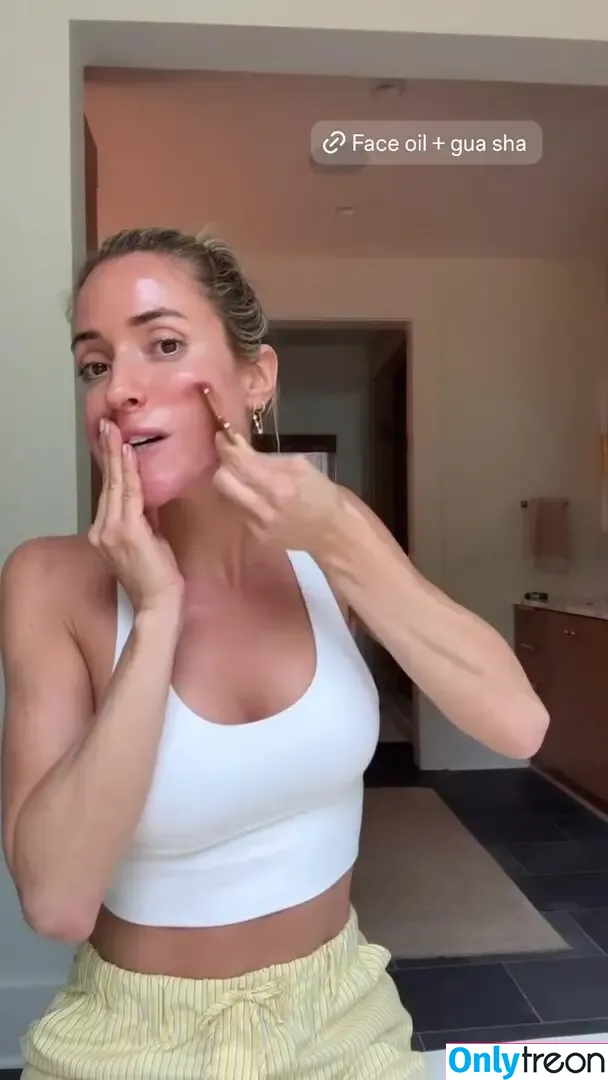 Kristin Cavallari nude photo #0753 (kristincavallari)