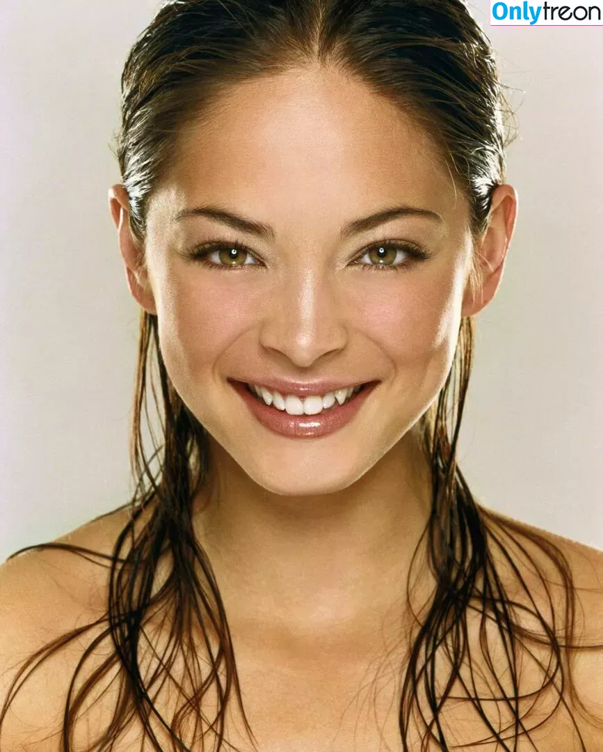 Kristin Kreuk голая photo #0073 (mskristinlkreuk)