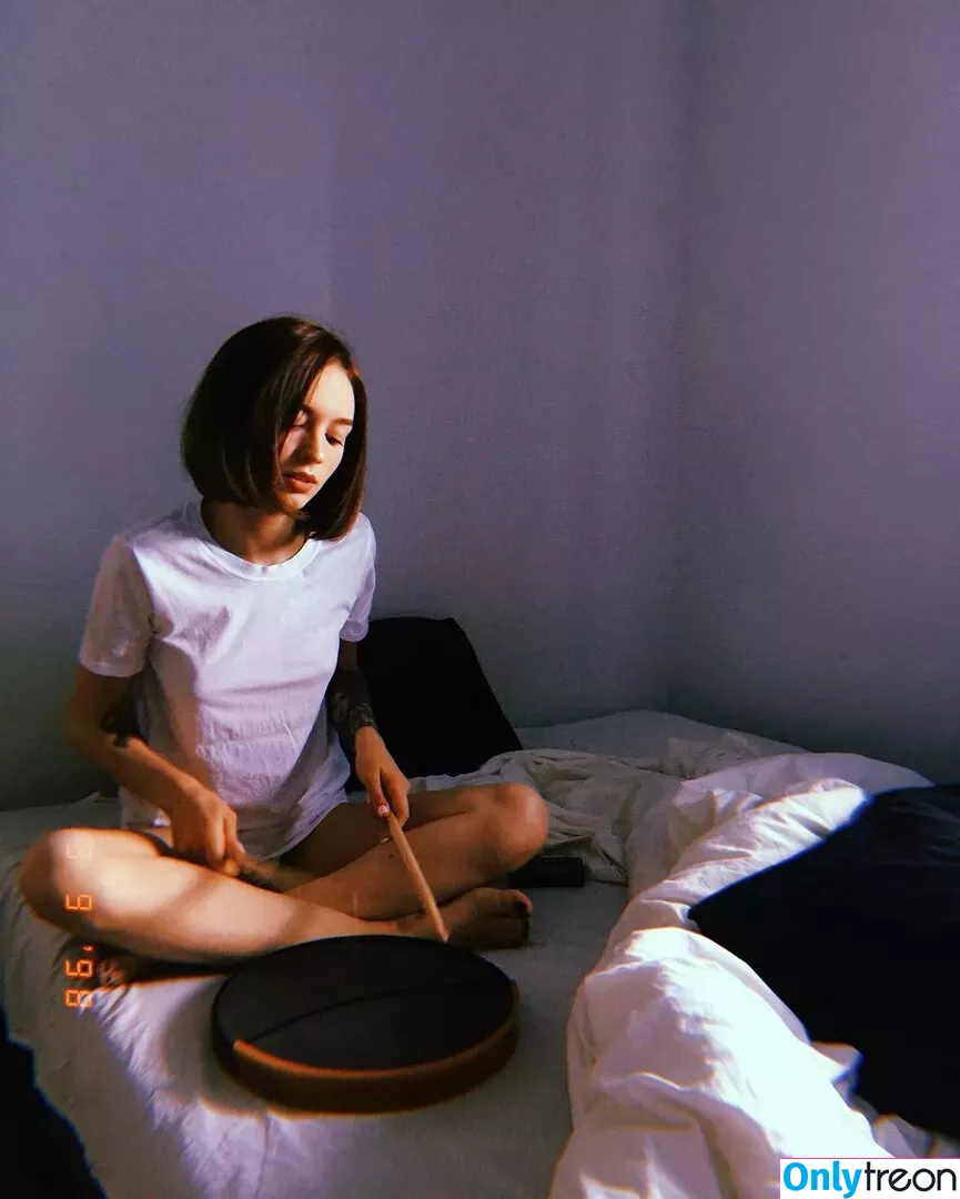 Kristina Rybalchenko nude photo #0078 (Kriss Drummer / kriss_drummer / user)