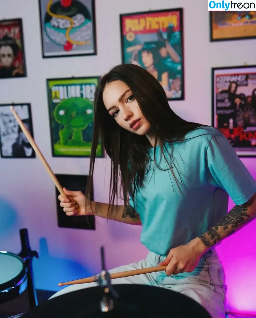 Kristina Rybalchenko nude photo #0119 (Kriss Drummer / kriss_drummer / user)