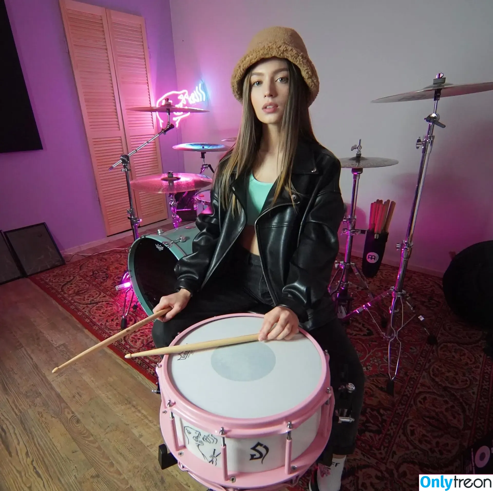 Kristina Rybalchenko nude photo #0138 (Kriss Drummer / kriss_drummer / user)