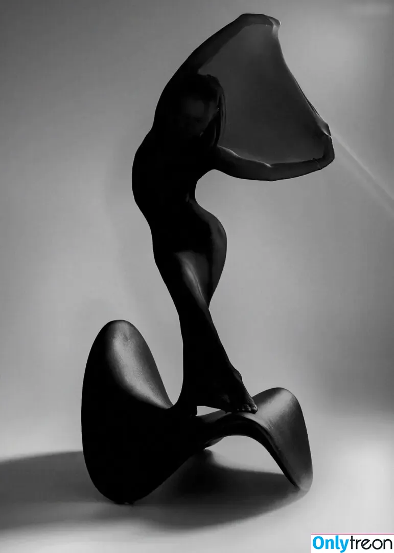 Kristyna Shmidt голая photo #0034 (Kristyna Shmidt)