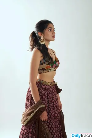 Krithi Shetty / krithi.shetty_official nude photo #0008