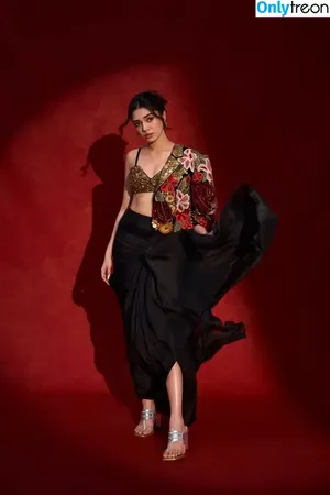 Krithi Shetty / krithi.shetty_official nude photo #0015