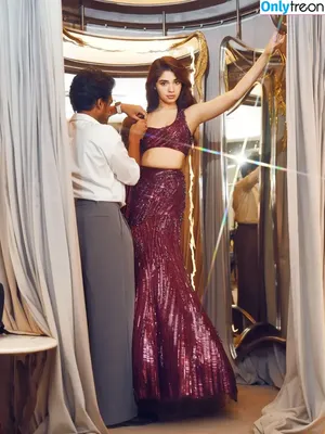Krithi Shetty / krithi.shetty_official nude photo #0019