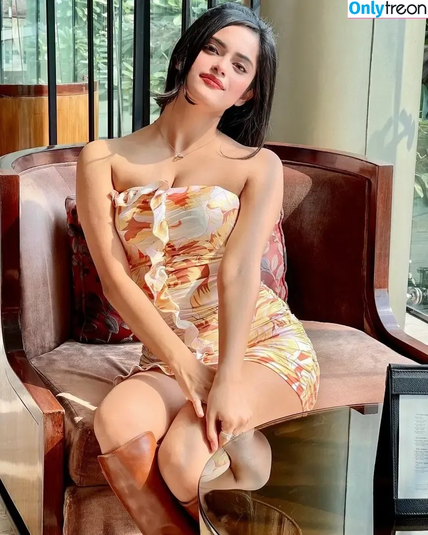 Kritika Bakshi голая photo #0002 (kritikabakshi)