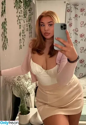  nude photo #0002