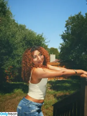 krystalogy / krys_talwithakay / krystalogytv nude photo #0209