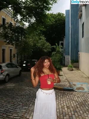 krystalogy / krys_talwithakay / krystalogytv nude photo #0215