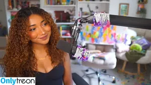 krystalogy / krys_talwithakay / krystalogytv nude photo #0220
