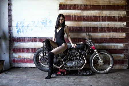 Krysten Ritter / therealkrystenritter nude photo #0020