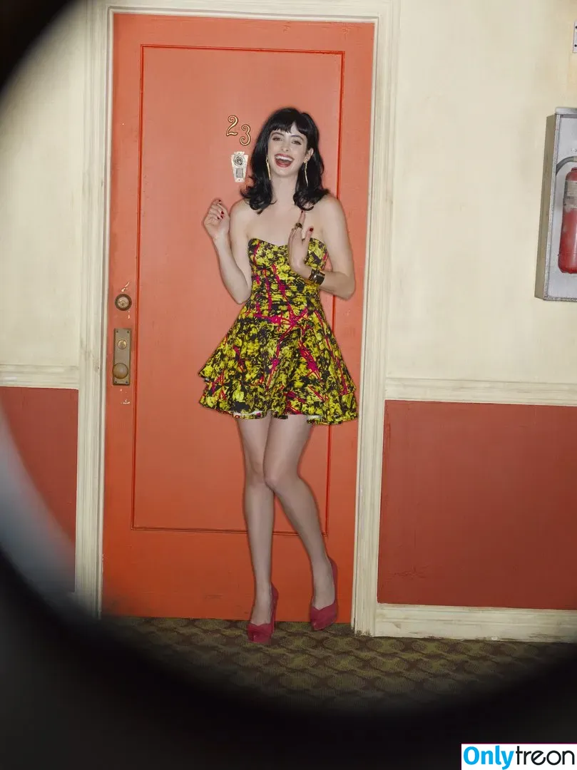 Krysten Ritter nude photo #0052 (therealkrystenritter)