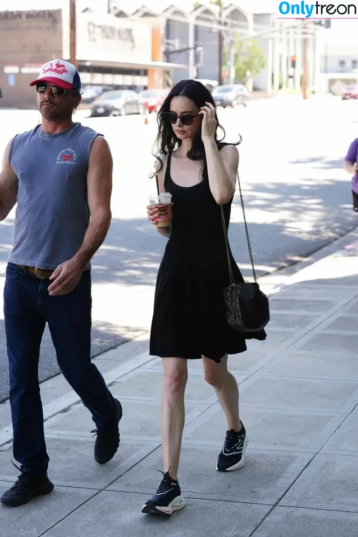 Krysten Ritter голая photo #0211 (therealkrystenritter)