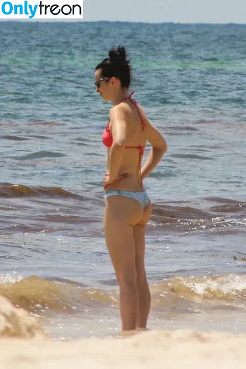 Krysten Ritter голая photo #0230 (therealkrystenritter)