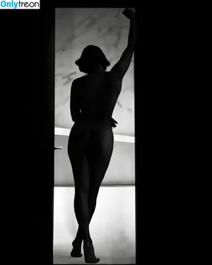 ksenia.lytvynova / ksenialtvn фото голая #0011