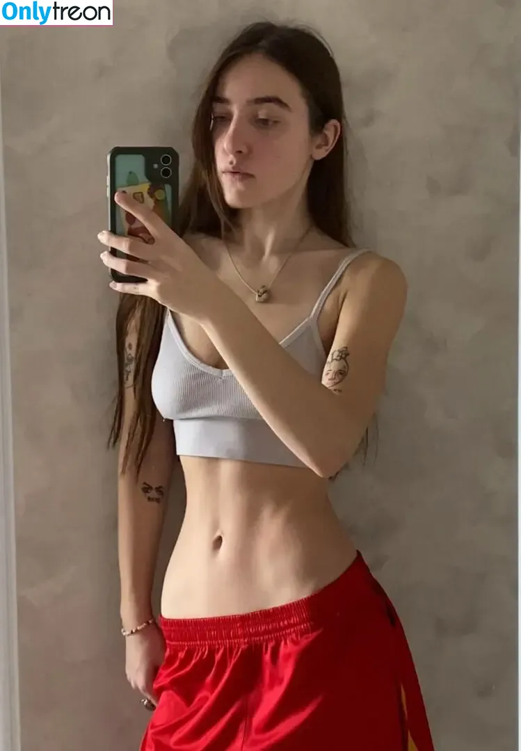 ksulev nude photo #0074 (ksulev)