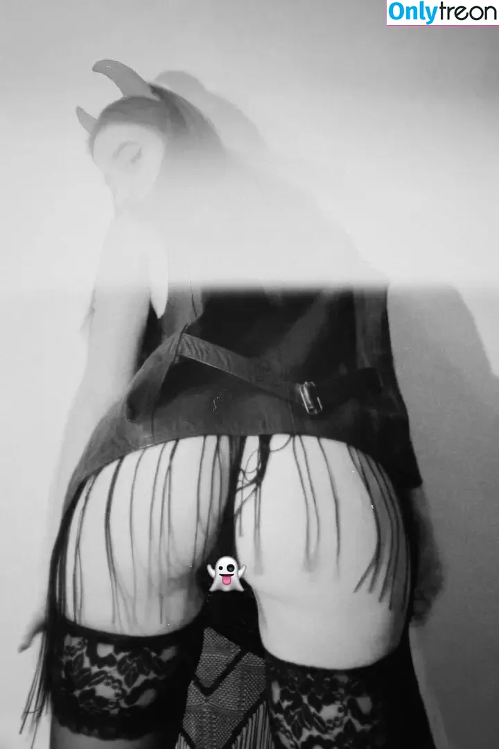 ksulev nude photo #0125 (ksulev)