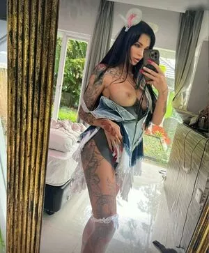 Ksusha Krasivchik / SunnyQ / crazycrazycrazycouple / the_krasivchik nude photo #0333
