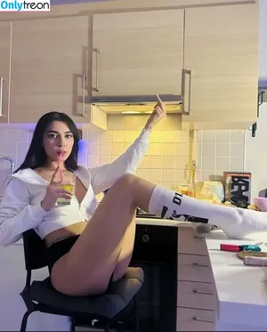 Kübra Miranda Çamlıbel / mirandaorlayn nude photo #0080