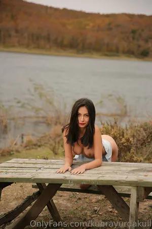 Kübra Yurdakul / kubrayurdakull / kubrayurdakulx_ / storm__angel__ фото голая #0141