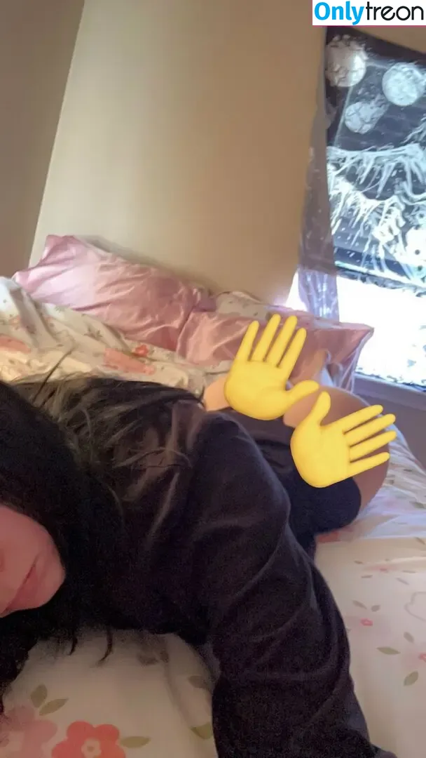 kupiee nude photo #0016 (cwmble / tszmo)