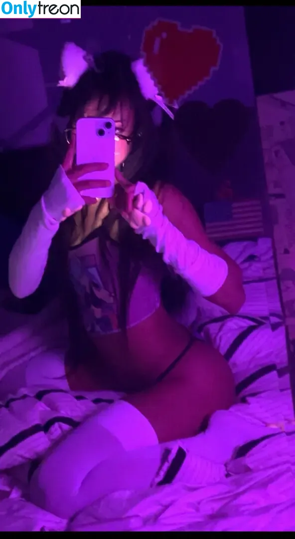 kuracreams nude photo #0009 (curlysicecream)